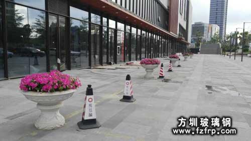 方圳HP228玻璃鋼花盆熙璟城一層廣場(chǎng)擺放圖 方圳HP228玻璃鋼花盆熙璟城一層廣場(chǎng)擺放圖