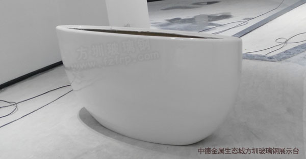 中德金屬生態(tài)城展廳玻璃鋼展示臺(tái) 中德金屬生態(tài)城展廳玻璃鋼展示臺(tái)
