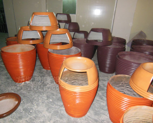 無錫商場戶外玻璃鋼花盆帶垃圾桶工廠生產(chǎn)圖 無錫商場戶外玻璃鋼花盆帶垃圾桶工廠生產(chǎn)圖