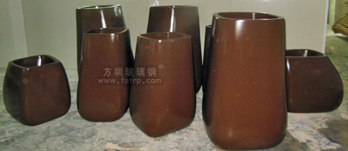 深圳珠寶大廈室內(nèi)組合玻璃鋼景觀花盆工廠生產(chǎn)圖 深圳珠寶大廈室內(nèi)組合玻璃鋼景觀花盆工廠生產(chǎn)圖