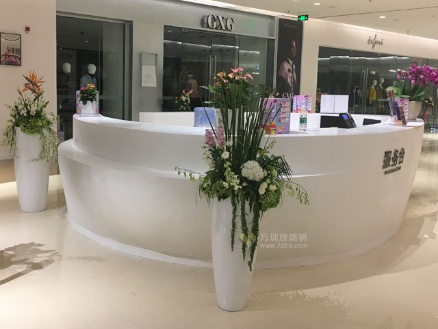 江蘇儀征寶能城市廣場(chǎng)玻璃鋼組合花瓶 江蘇儀征寶能城市廣場(chǎng)玻璃鋼組合花瓶