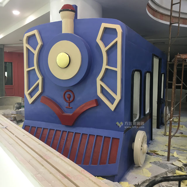商場(chǎng)玻璃鋼火車模型裝置 商場(chǎng)玻璃鋼火車模型裝置