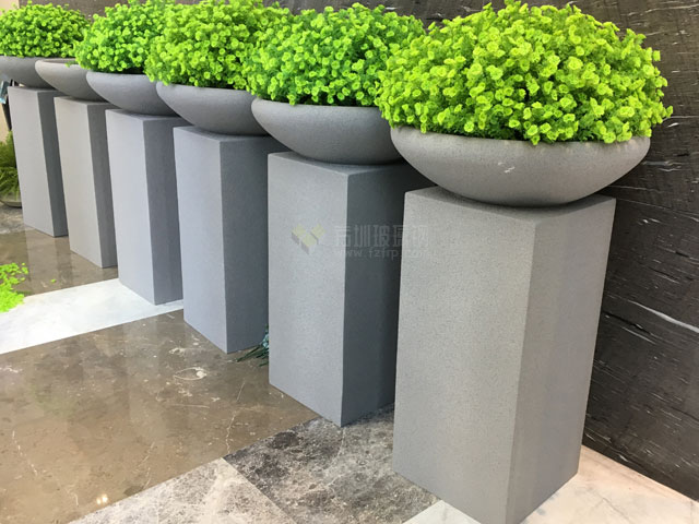 簡歐風(fēng)格羅馬柱玻璃鋼落地花盆裝飾四川成都商場 簡歐風(fēng)格羅馬柱玻璃鋼落地花盆裝飾四川成都商場
